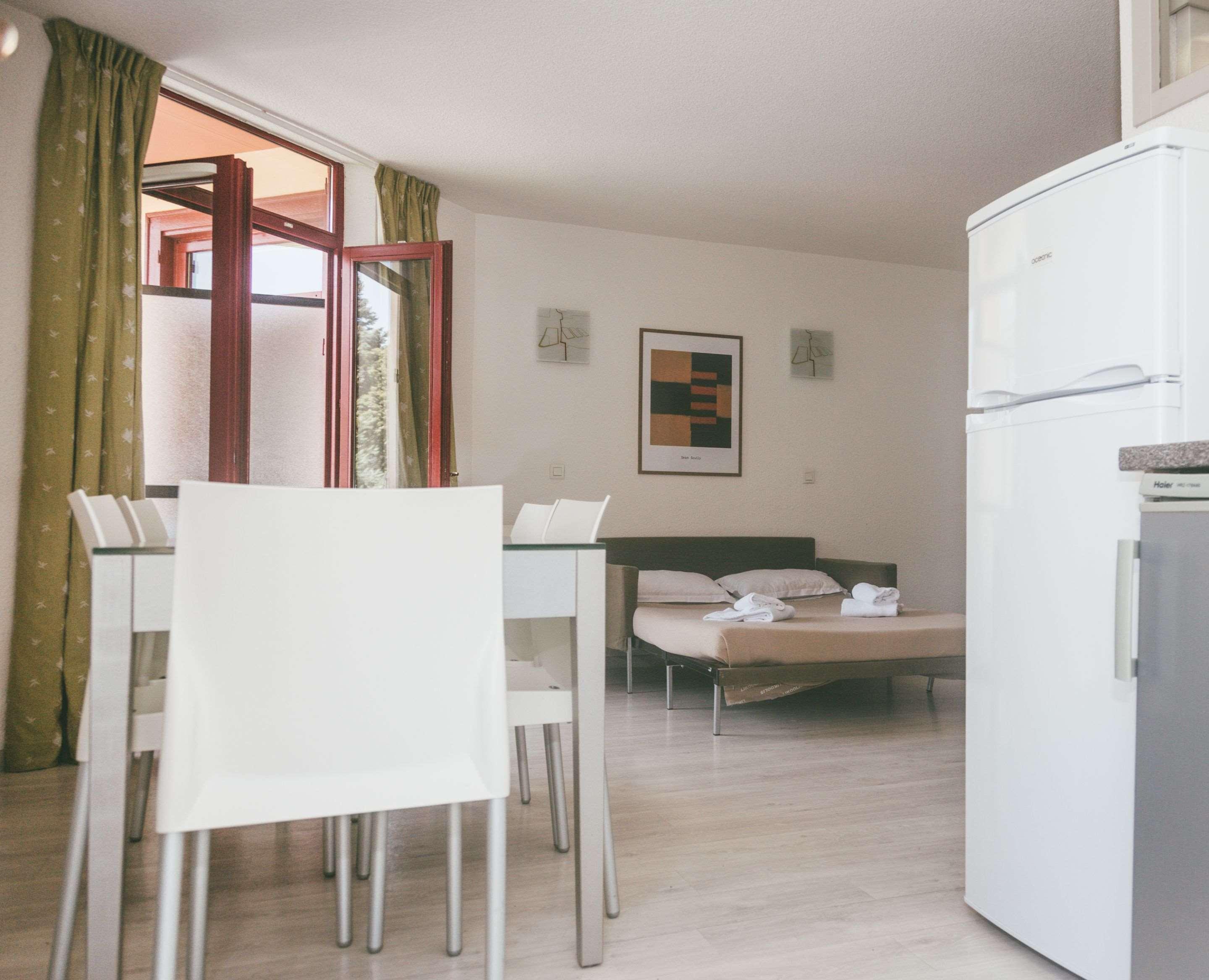 Terres De France - Appart'Hotel Le Splendid Allevard Εξωτερικό φωτογραφία