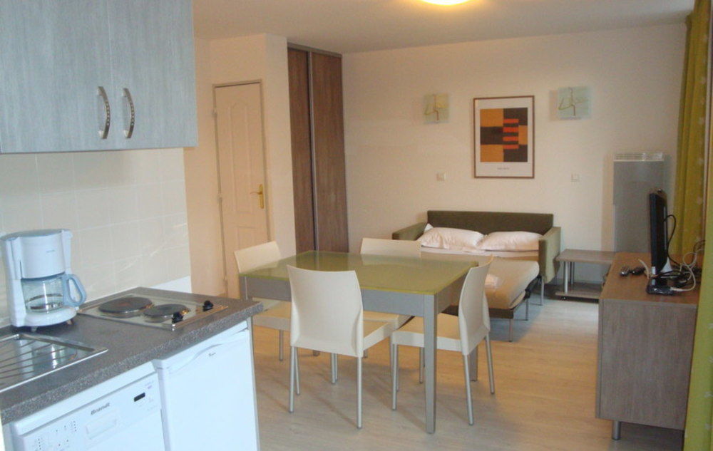 Terres De France - Appart'Hotel Le Splendid Allevard Εξωτερικό φωτογραφία