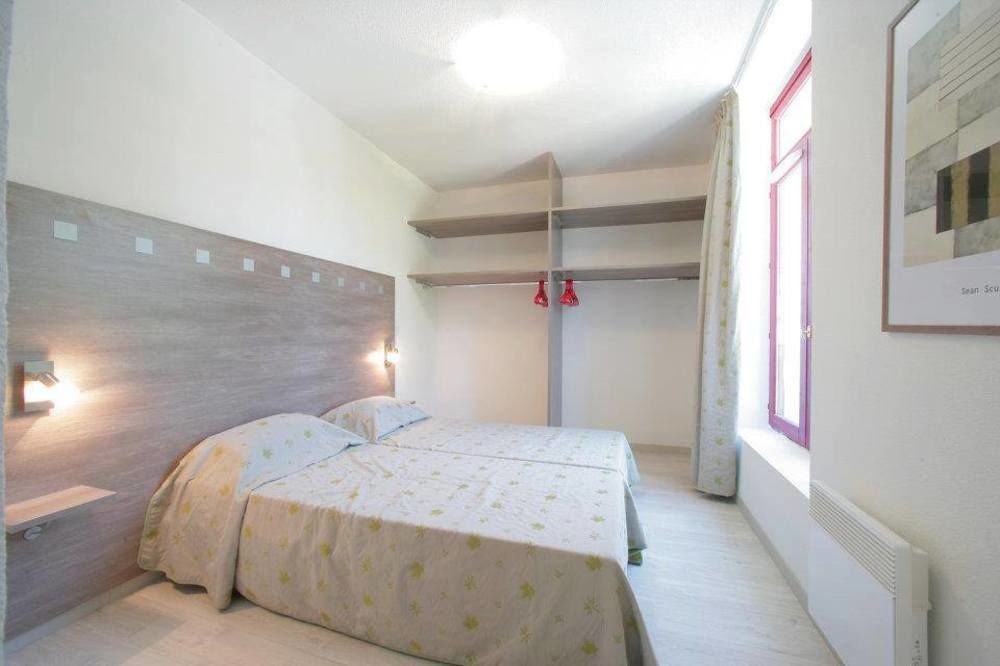 Terres De France - Appart'Hotel Le Splendid Allevard Εξωτερικό φωτογραφία