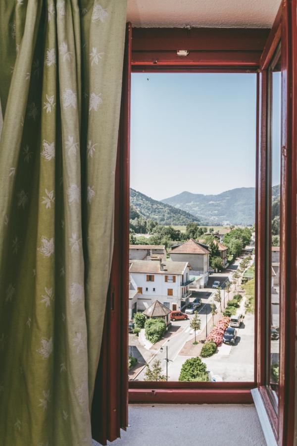 Terres De France - Appart'Hotel Le Splendid Allevard Εξωτερικό φωτογραφία